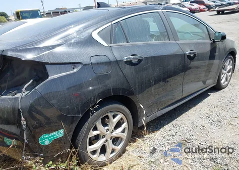 2017 Chevrolet Volt Premier z USA, uszkodzony, nr VIN 1G1RD6S54HU109114